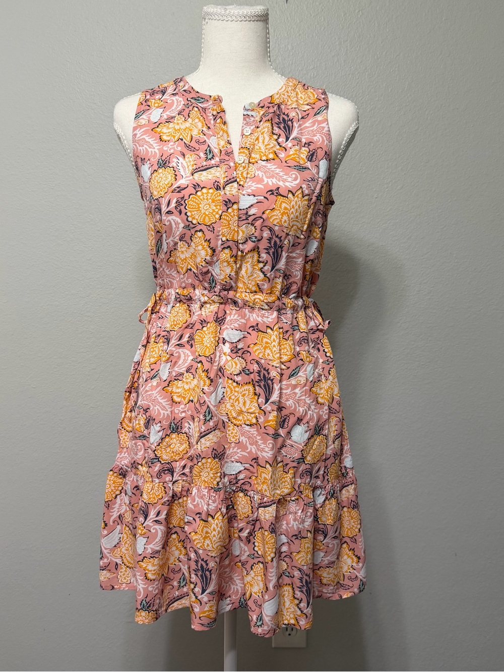 Loft Sleeveless Floral Adjustable Waist Ruffle Hem Dress XS or Small Workwear F
